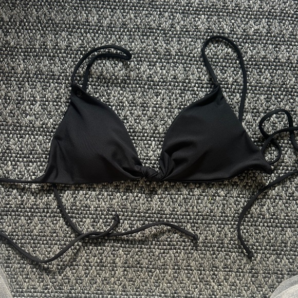 Volcom Other - Women's volcom Black Triangle Bikini Top
